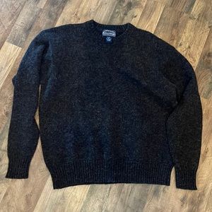 Wool sweater • bowen & weight brand size XL